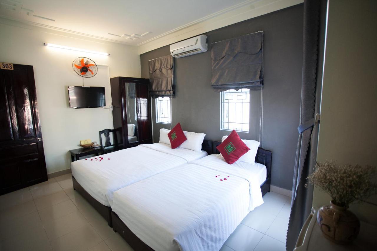 Hoang Trieu Hotel Hue Exterior foto