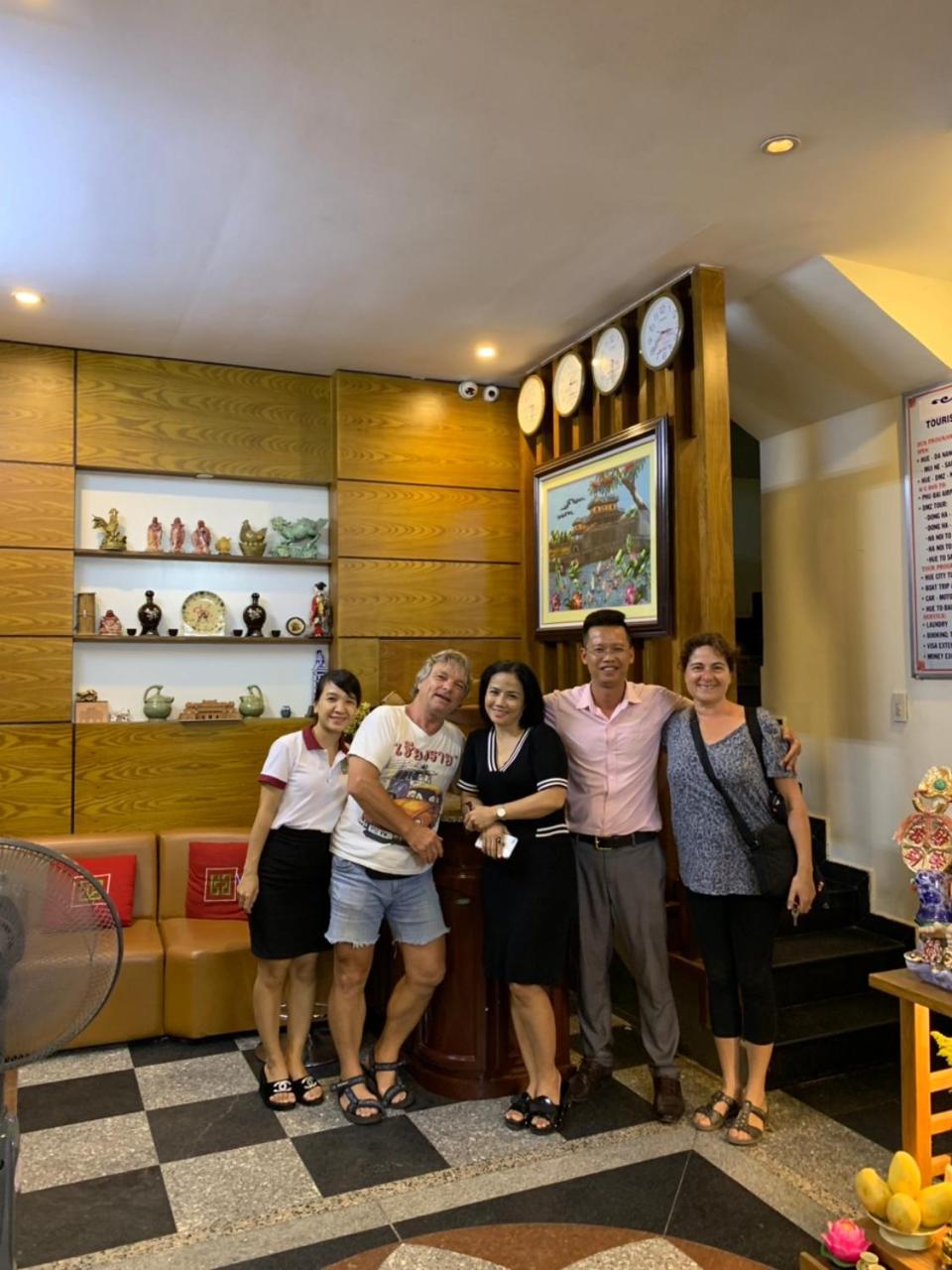 Hoang Trieu Hotel Hue Exterior foto