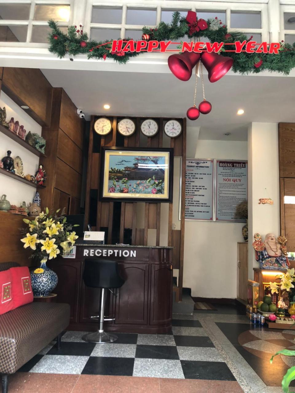 Hoang Trieu Hotel Hue Exterior foto